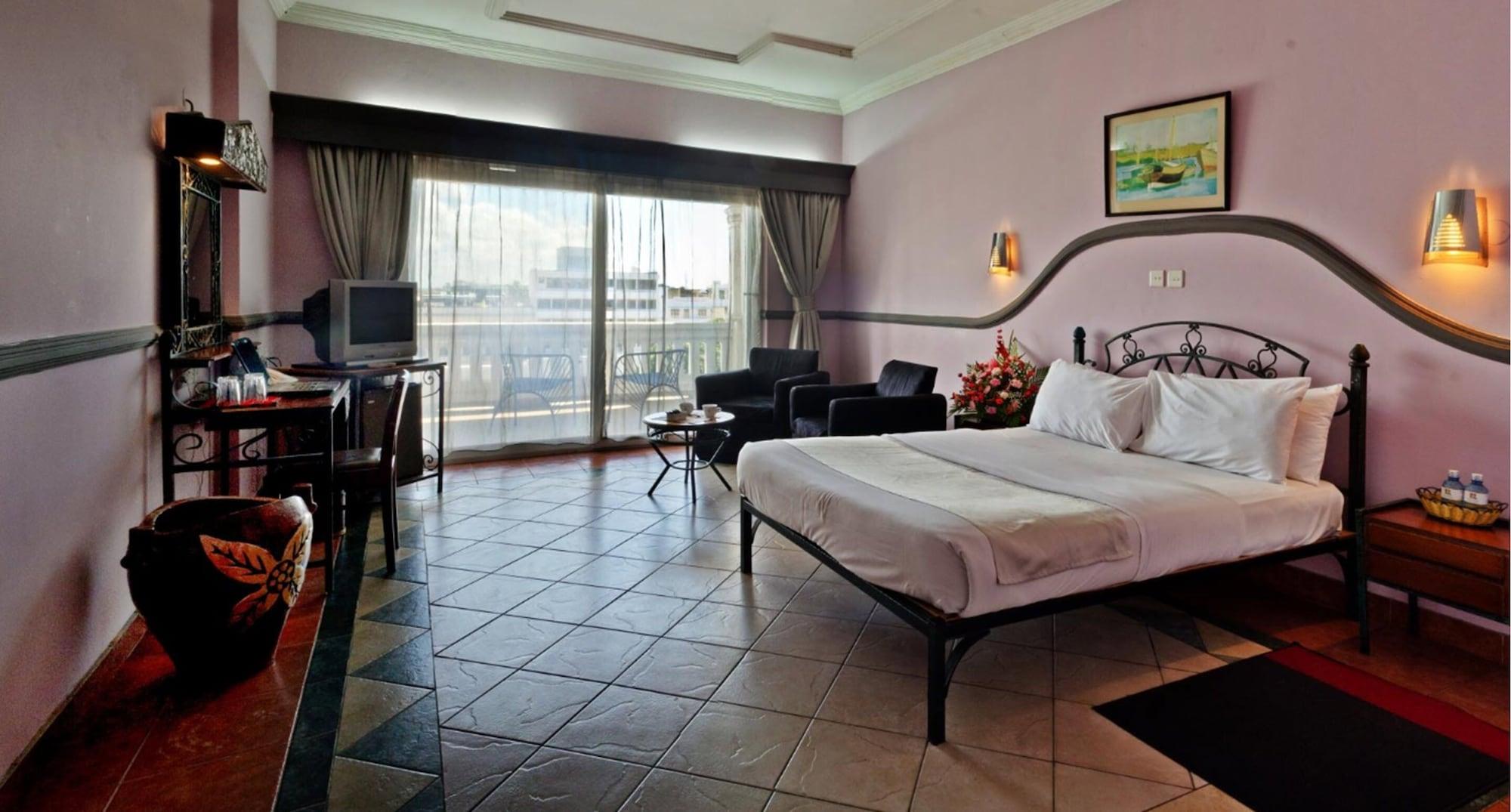 Sentrim Castle Royal Hotel Момбаса Экстерьер фото